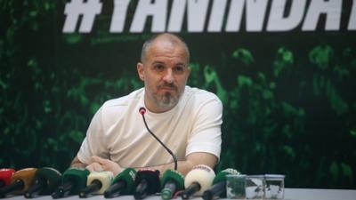 Bursaspor Teknik Direkt�r� Mustafa Er, transfer takvimini a��klad�