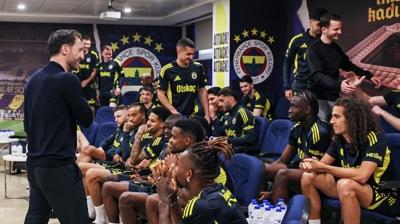 Domenico Tedesco futbolculara veda etti