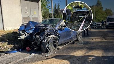 �zmir'de feci kaza... Kontrolden ��kan t�r 9 araca �arpt�