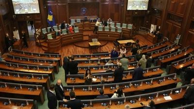 Kosova yeniden erken se�ime gidiyor