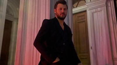 �mit Kantarc�lar'dan sert ��k��! �Bir kad�n�n en b�y�k d��man� en yak�n arkada��'