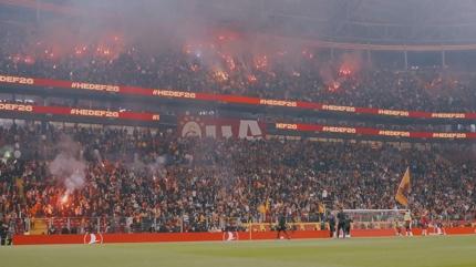 RAMS Park dolup ta�t�! Binlerce taraftar antrenman� takip etti