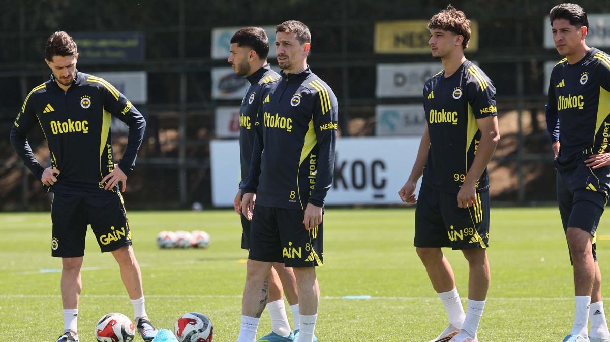 Fenerbah�e S�per Lig RAMS Ba�ak�ehir foto�raflar� resimleri