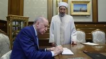 Ba�kan Erdo�an, Diyanet Vakf�na kurban ba���� yapt�