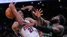 Embiid'den �arp�c� iddia