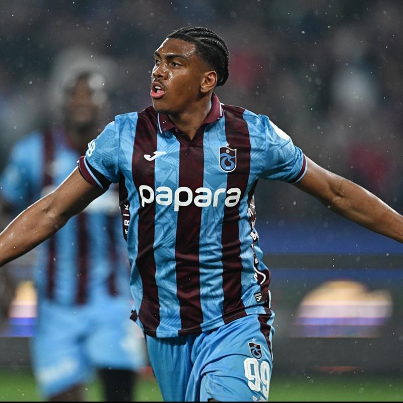 Trabzonspor'un deplasman golc�s� Felipe Augusto