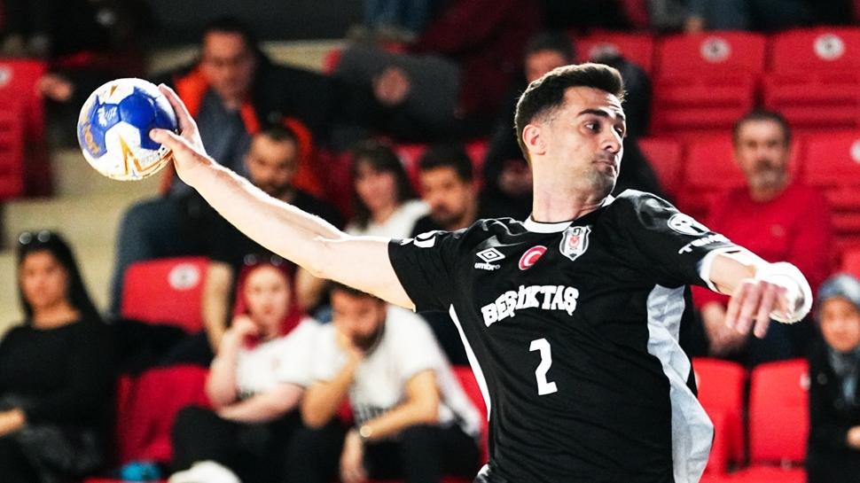 Beşiktaş, hentbolda şampiyonluk için geri sayıma geçti