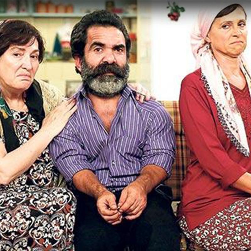 �ocuklar Duymas�n'�n H�seyin'iydi! Alparslan �zmol'un son hali g�renleri �a��rtt�