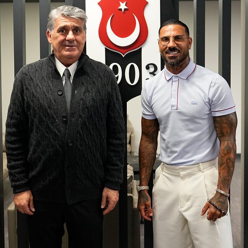 Ricardo Quaresma'dan Be�ikta�'a ziyaret! Serdal Adal� ile bir araya geldi