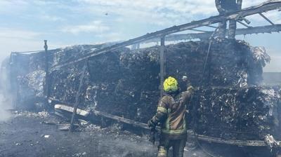 �zmir Yolu'nda yang�n alarm�! Koca t�r k�le d�nd�