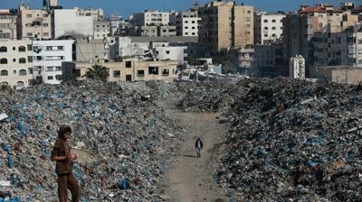 Soyk�r�mc� �srail yine Gazze'ye sald�rd�! 3 ki�i hayat�n� kaybetti