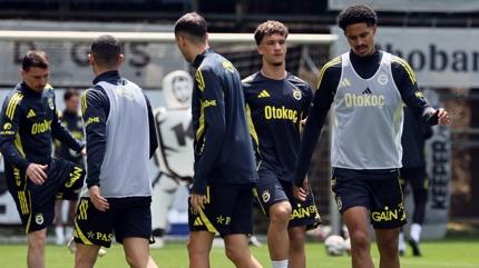 Fenerbah�e, Ba�ak�ehir'e haz�rlan�yor