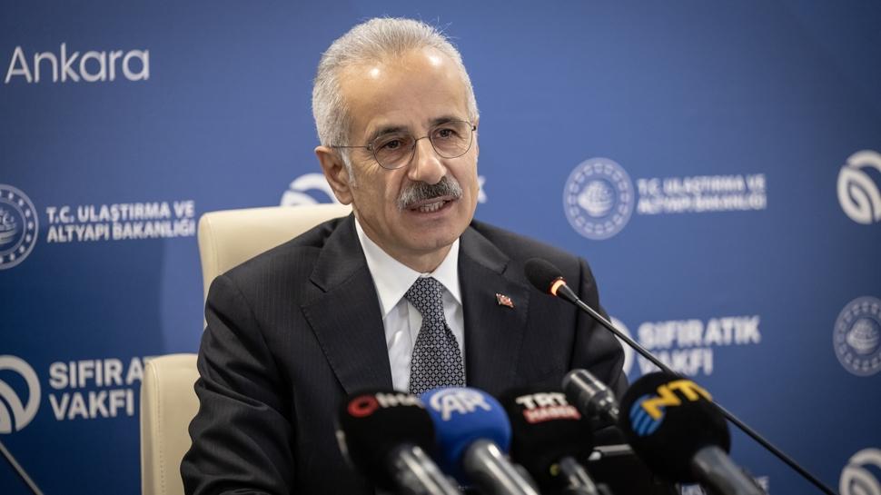 Bakan Uraloğlu: 77 ilimiz birbirine bölünmüş yollarla bağlı