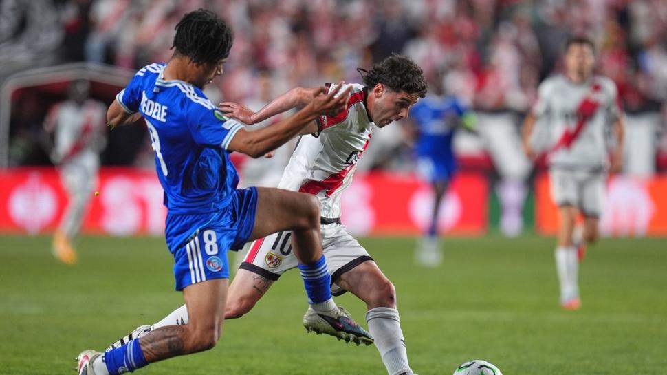 Rayo Vallecano, yarı finalde tek golle kazandı