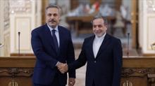 Bakan Fidan, �ranl� mevkida�� Arak�i ile telefonda g�r��t�
