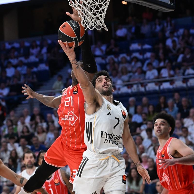 Real Madrid, play-off serisinde durumu 2-0'a getirdi