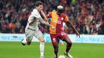 Galatasaray'�n rakibi Samsunspor! ��te muhtemel 11'ler...