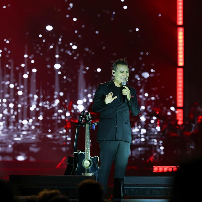 Ferhat G��er, 'Ayd�n K�lt�r Yolu Festivali'nde sahneye ��kt�!