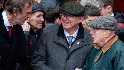 Sir Alex Ferguson hastaneye kald�r�ld�