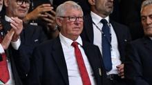 Sir Alex Ferguson hastaneye kald�r�ld�