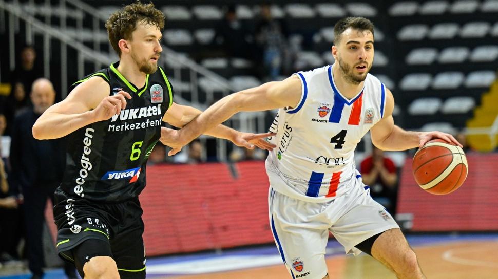 Yukatel Merkezefendi Belediyesi Basket deplasmanda Büyükçekmece Basketbol'u yendi