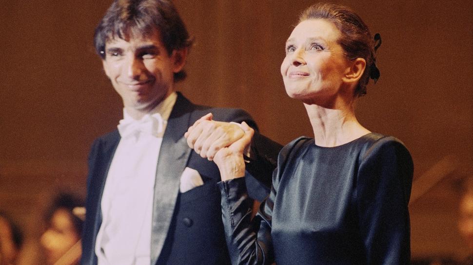 Audrey Hepburn sinemas�ndan mutlaka izlemeniz gereken 4 film!
