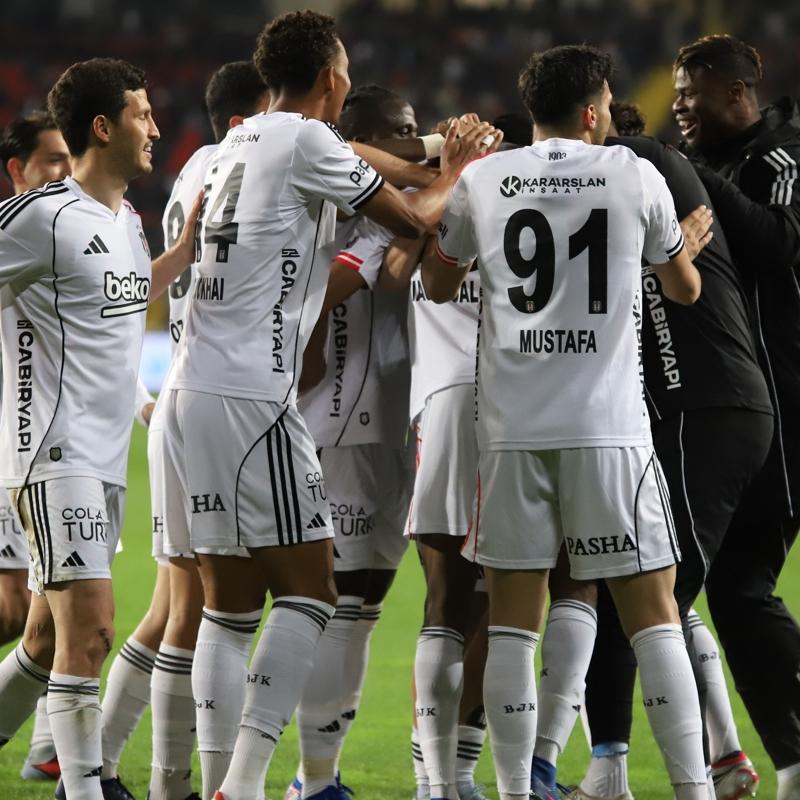 Be�ikta� final i�in sahaya ��k�yor! Rakip Konyaspor