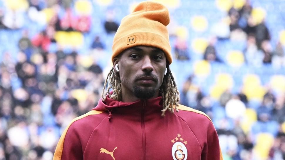 Herkes ters k��e oldu! Galatasaray'dan Sacha Boey i�in s�rpriz karar