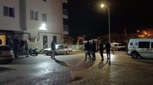 Adana'da kanl� pusu! Evinin �n�nde kur�un ya�muruna tutuldu