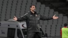 Volkan Demirel, ma� bitti k�rm�z� kart g�rd�