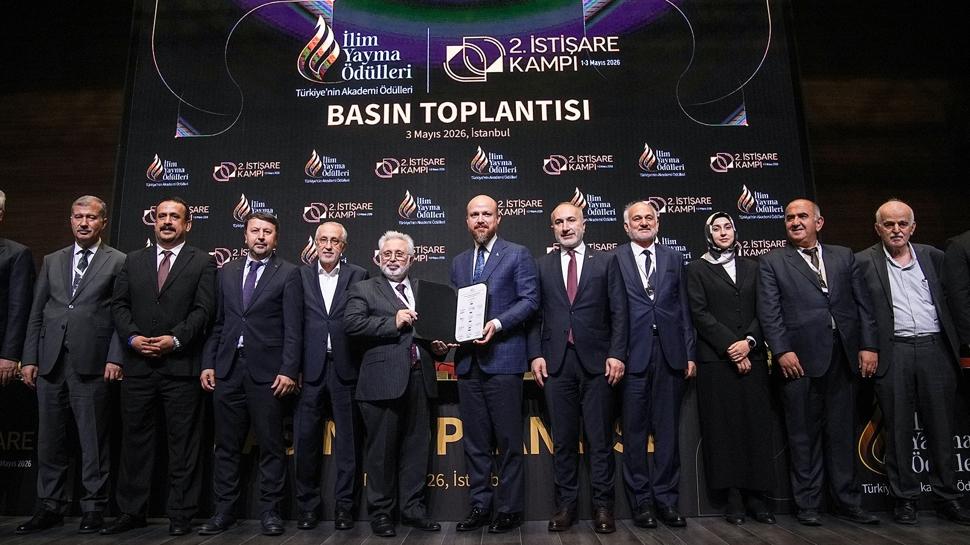 350 bin misafir öğrencimiz var