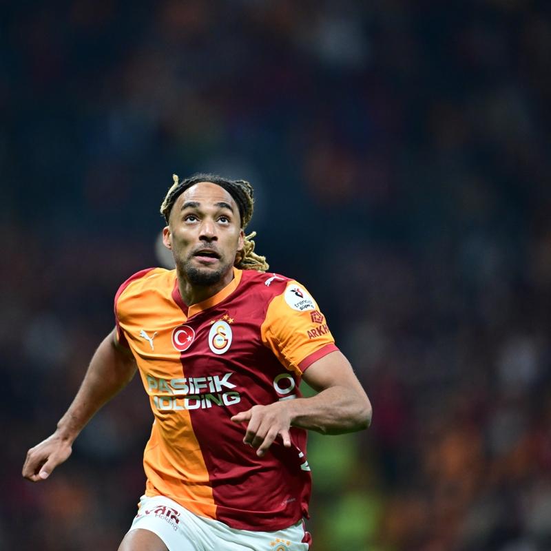 Galatasaray'da Boey'in gelece�i belli oldu! ��te al�nan karar...