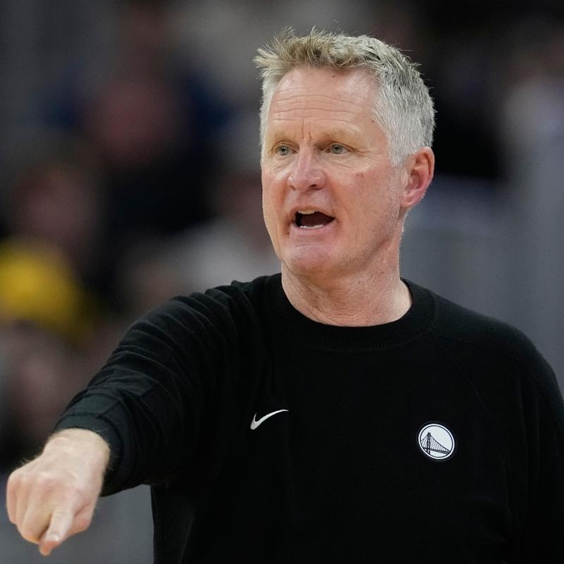 Golden State Warriors'ta Steve Kerr'in gelece�i belli oluyor