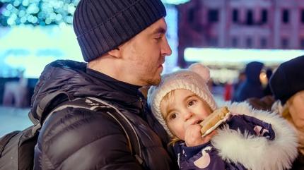 Finlandiya'da ebeveynler �ocuklar�na yatmadan �nce sadece bu kural� ��retiyor