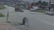 Amasya'da kav�akta ara�lar�n �arp��t��� kaza kamerada