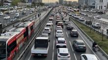 �stanbul'da ak�am �ilesi... Ara�lar g��l�kle ilerledi