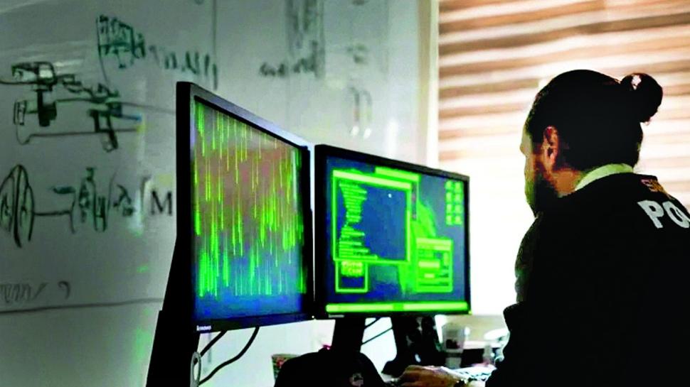 14 milyon üyeli bataklık kurutuldu