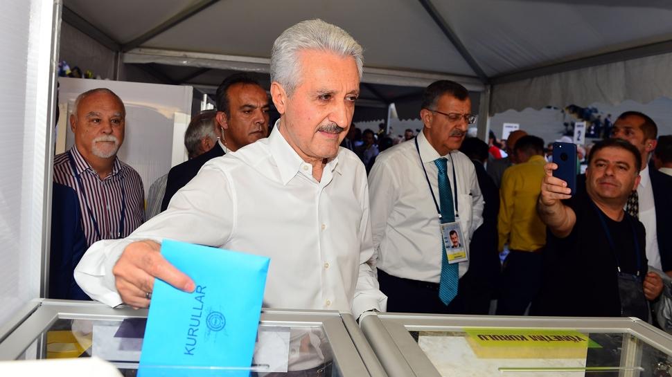 'F.Bahçe bölünmesin' dedi, çekildi