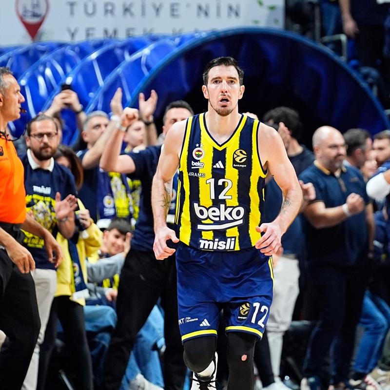 Fenerbah�e Beko, Final-Four a�k�na parkeye ��kacak!