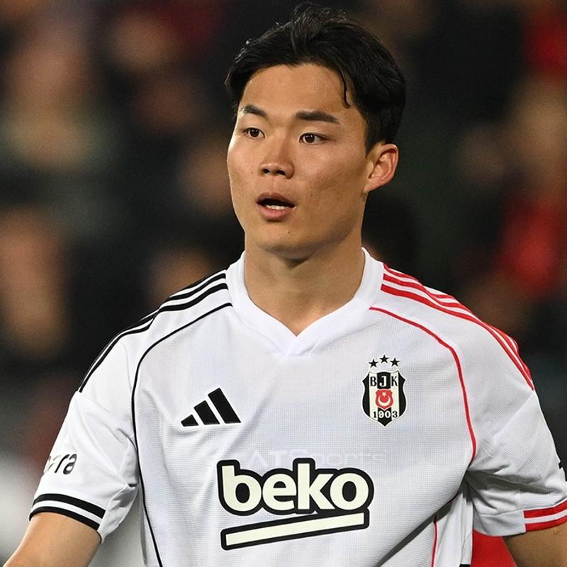 Fla� payla��m! Hyeon-gyu Oh taraftardan �z�r diledi