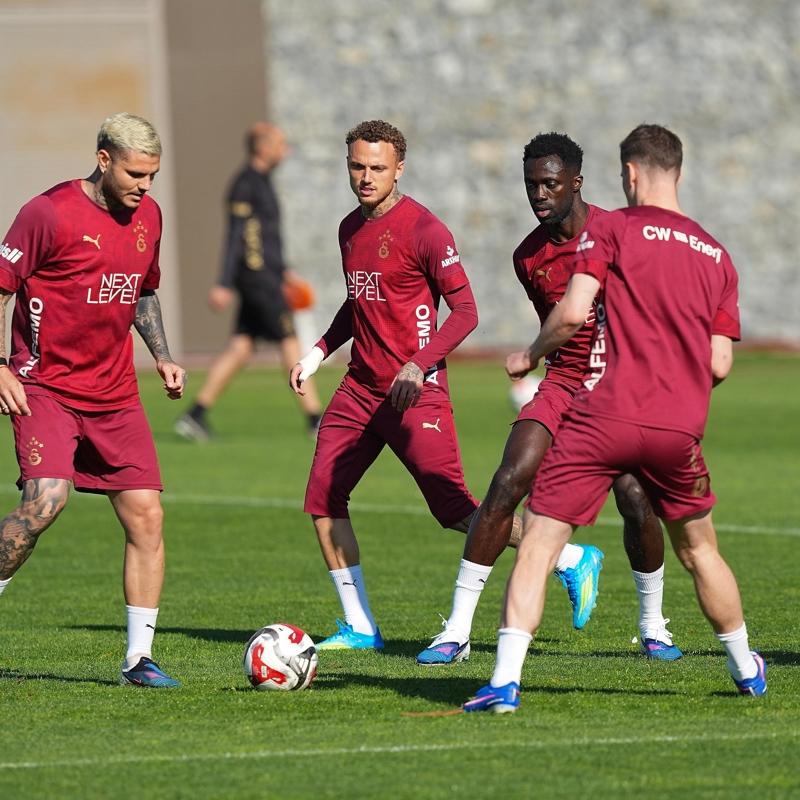 Galatasaray, �ampiyonluk ma�� �ncesi �al��malar�na devam etti