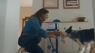 Bosch'un k�pekli reklam�na Almanya'da b�y�k tepki
