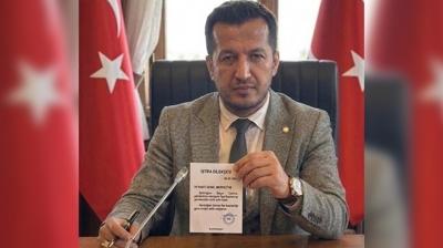 �Y� Parti'ye Manisa �oku! Zehir zemberek s�zlerle istifa etti