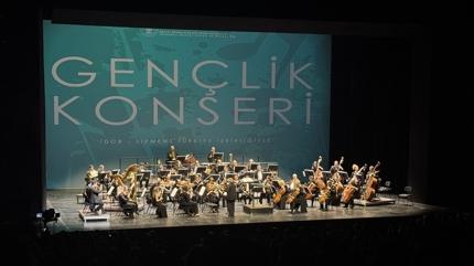 Her y�l sanatseverlerle bulu�an �Gen�lik Konseri� AKM'de ger�ekle�ti!