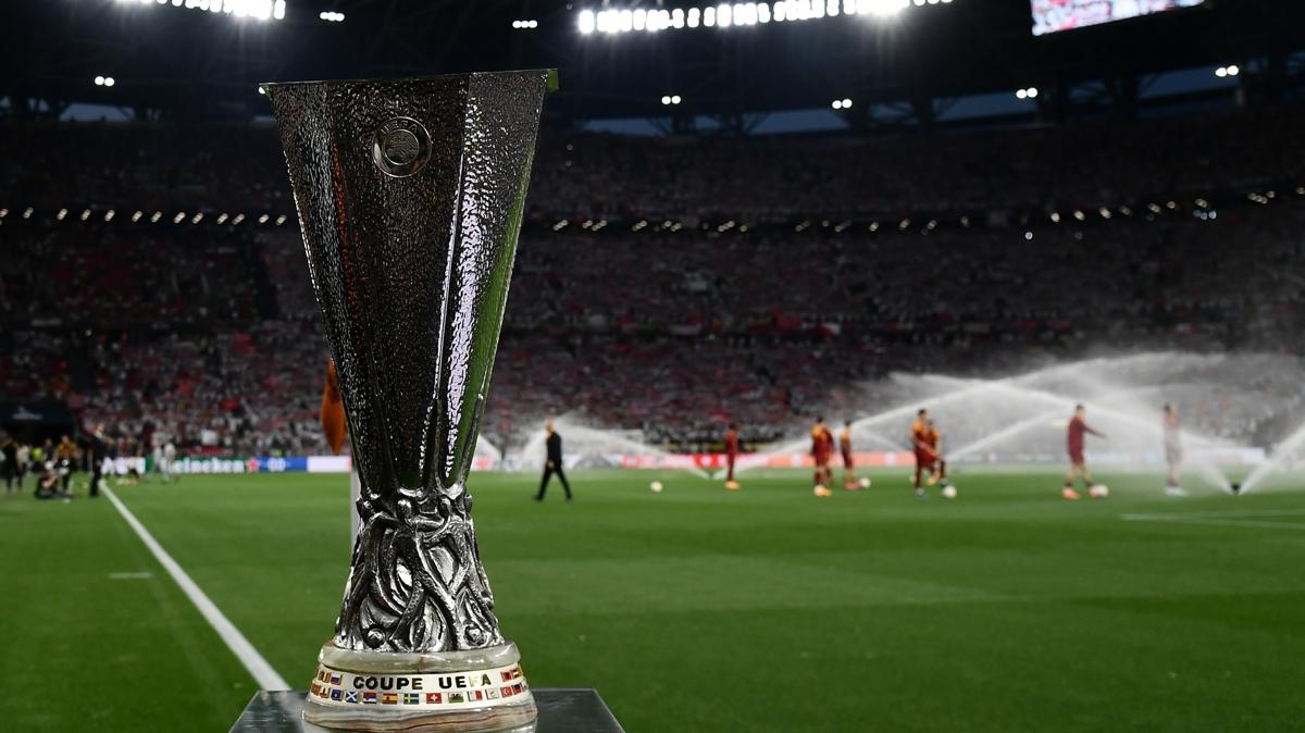 avrupa ligi uefa futbol foto�raflar� resimleri