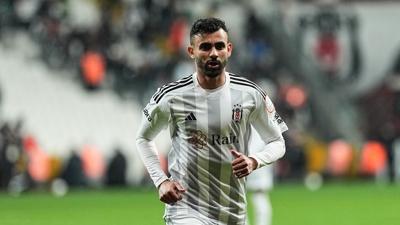 Rachid Ghezzal'dan Sergen Yal��n'a destek payla��m�!