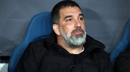 Arda Turan zoru ba�aramad�! Konferans Ligi'ne yar� finalde veda etti