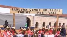 �stanbul'da Erguvan �evre �d�lleri sahiplerini buldu: Sanal d�nya tehlikesine dikkat �ekildi
