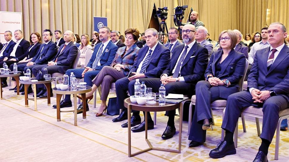 Afet �ncesi �nlem ekonomiyi koruyor