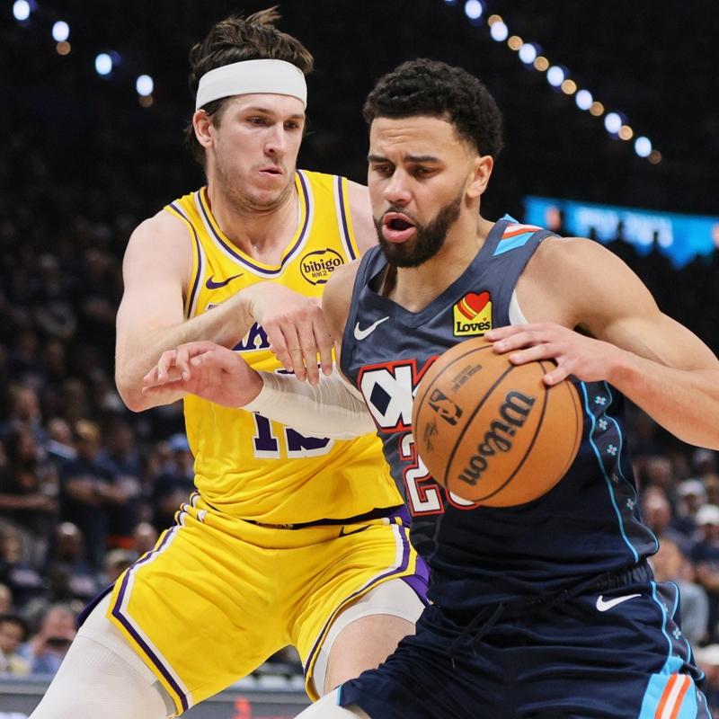 Oklahoma City Thunder sahas�nda Los Angeles Lakers'� ma�lup ederek seriyi 2-0 yapt�